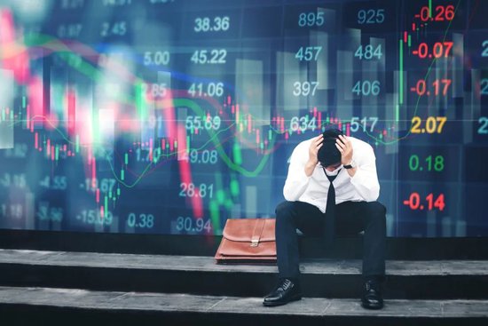 现在股票配资 股价暴涨450%，鲁丽系把公司卖给股民了